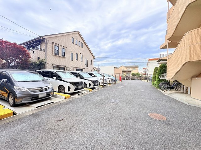 【駐車場】 | ダイアパレス南大泉　(保谷店) | バス便が充実し各方面へ好アクセス。