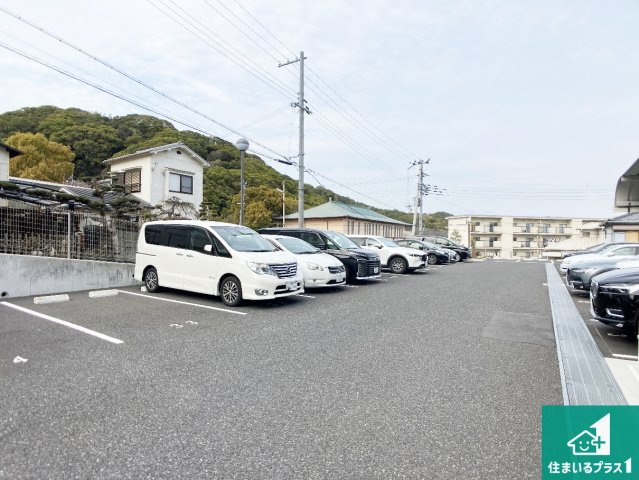 ワコーレ須磨ショアレーンの駐車場|共用部（駐車場）
