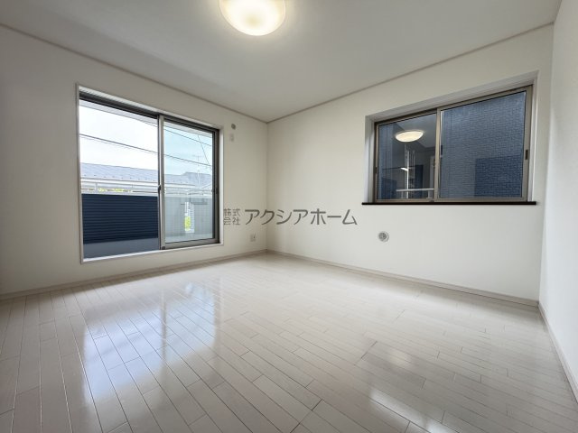 所沢市東狭山ヶ丘2丁目　中古一戸建　～LDK20帖～の寝室|洋室7.5帖