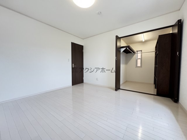 所沢市東狭山ヶ丘2丁目　中古一戸建　～LDK20帖～の寝室|洋室7.5帖