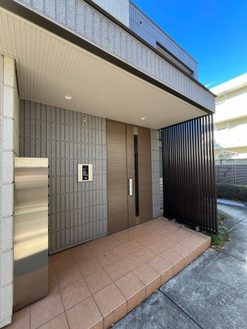 エトワール10のエントランス|安心のオートロック