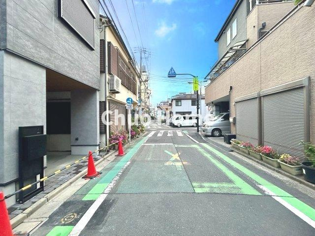 荒川区東尾久2丁目新築分譲住宅の前面道路含む現地写真|全面道路