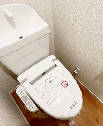 横須賀市船越町６丁目のアパートのトイレ