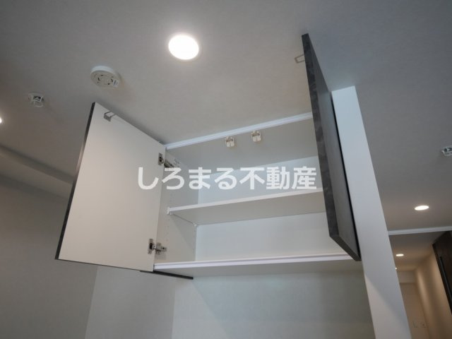 アーバネックス堺筋本町の収納