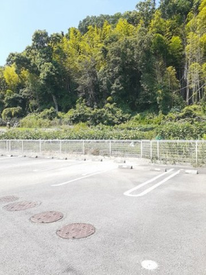 【駐車場】 | レジデンス・丸栖Ⅰ | 駐車場があります