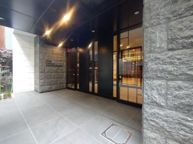 クリオ　ラベルヴィ新御徒町のエントランス