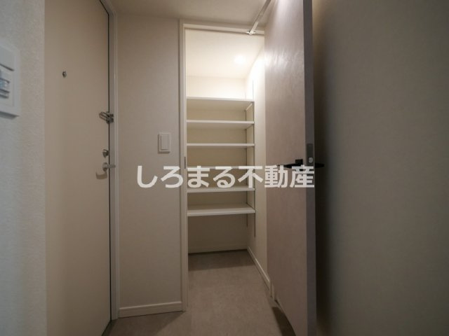 アーバネックス堺筋本町の収納