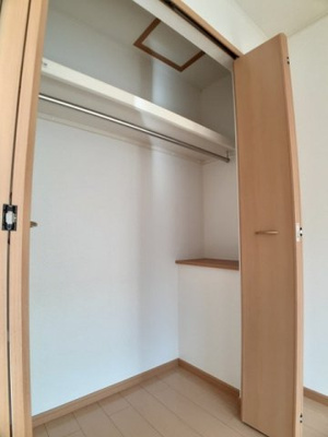 【収納】 | パストラルコート岩出　Ⅰ | こまごまとしたものを収納できそうですね