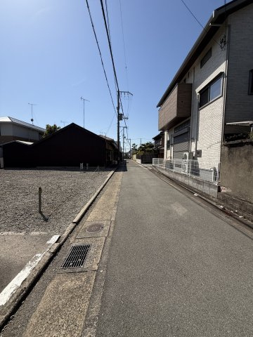 和歌山市西高松2丁目・土地・56970の前面道路含む現地写真