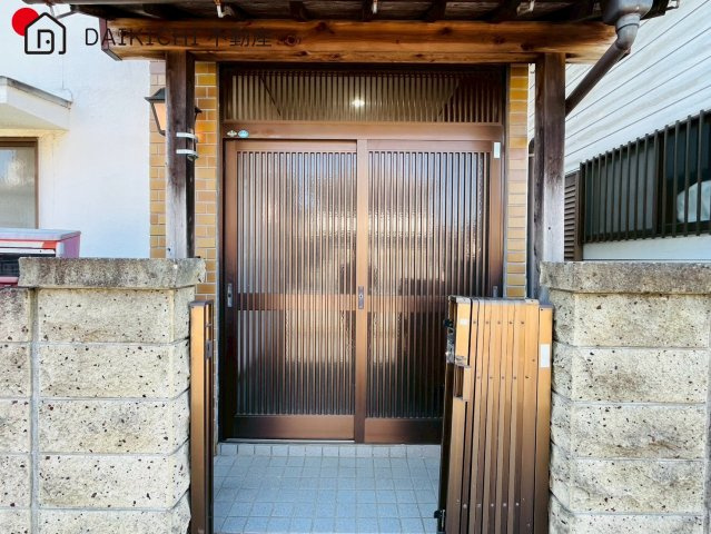 【玄関】 | 日高市高萩東1丁目　中古戸建