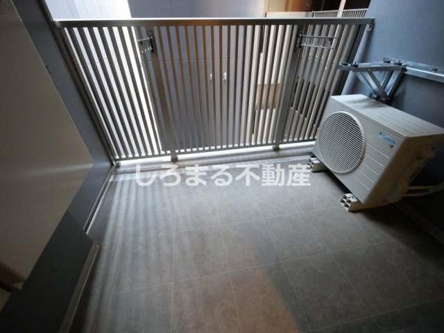 アーバネックス堺筋本町のバルコニー