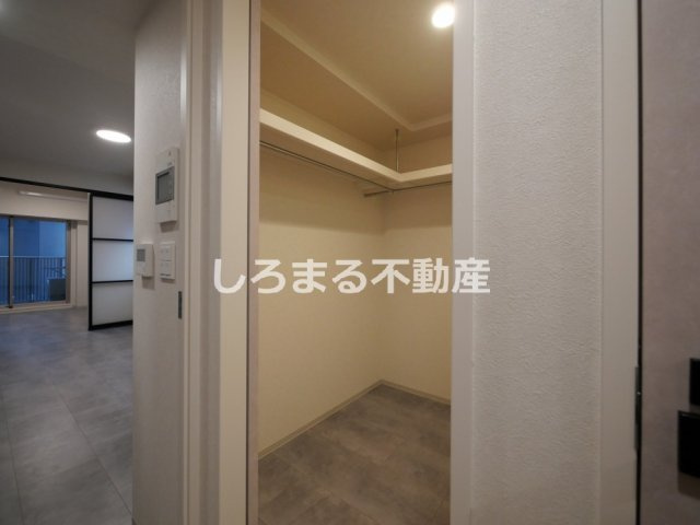 アーバネックス堺筋本町の収納