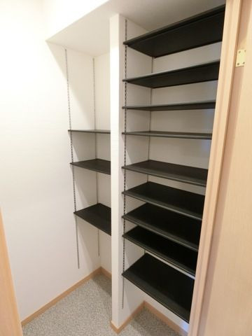Y'sマンション弐番館の収納