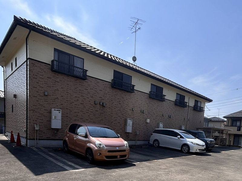 アンダンテ 壱番館の駐車場|車をお持ちの方に嬉しい駐車場付きの物件です