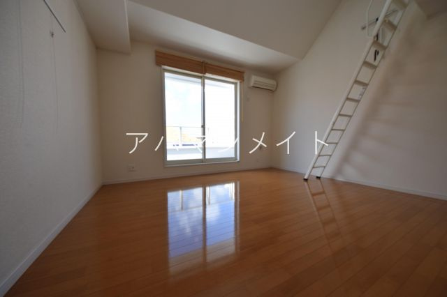 【寝室】 | ラクエスタゆめが丘A棟 | 寝室にいかがでしょうか