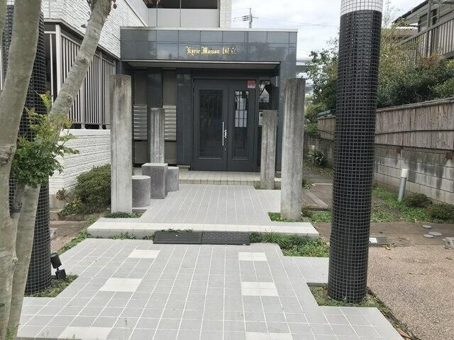 ＫＩＲＩＥ　ＭＡＩＳＯＮ　国立のエントランス