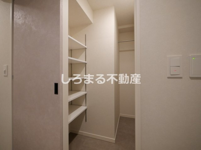 アーバネックス堺筋本町の収納