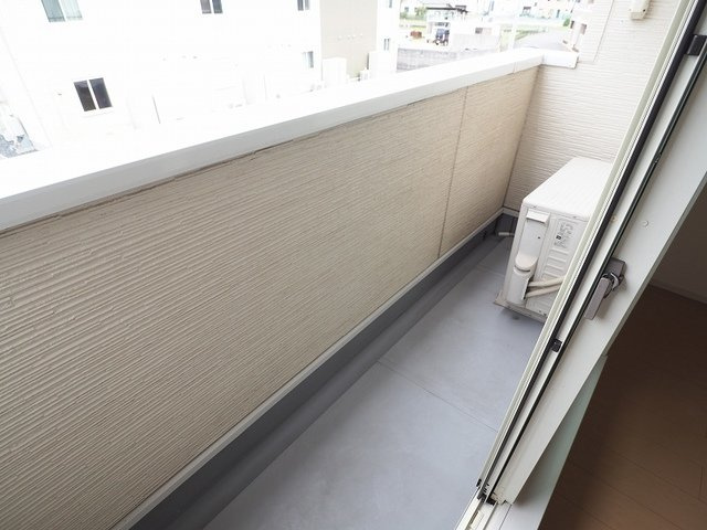 グレイス・Ｅ　Ⅱのバルコニー|お洗濯にも便利なバルコニー付き
