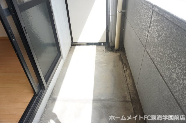 熊本市北区麻生田２丁目のアパートのバルコニー