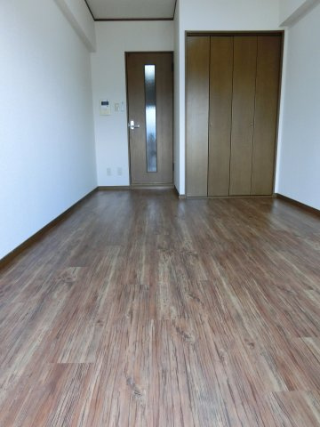 シヨン北九大前の寝室|開放的な寝室です
