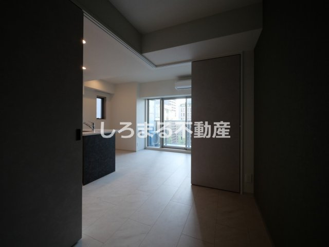 アーバネックス堺筋本町の洋室