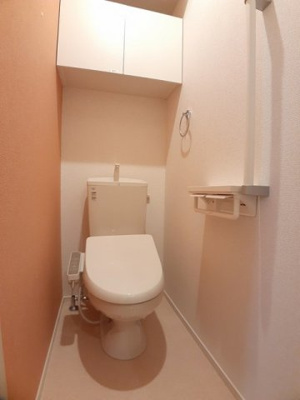 【トイレ】 | サーム・ヴェリテ　Ⅱ | 落ち着いたトイレです