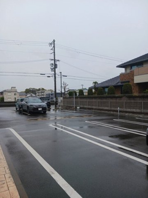【駐車場】 | ルミナーレ西浜 | 駐車場があります