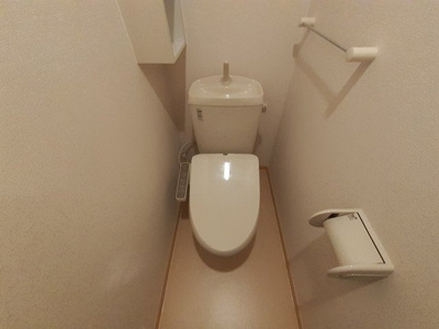 【トイレ】 | カーサ・グアリート | ゆったりとした空間のトイレです