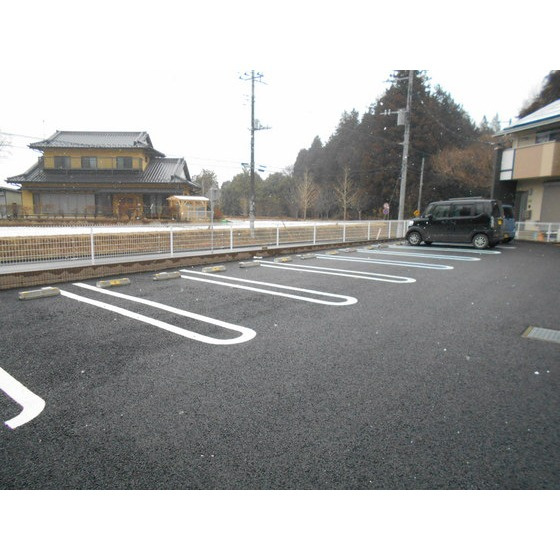 Ａｐｅｒｉｒｅの駐車場|駐車場完備です