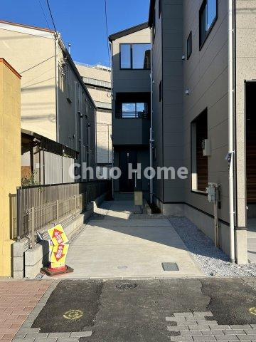 葛飾区亀有4丁目新築分譲住宅の駐車場|カースペース