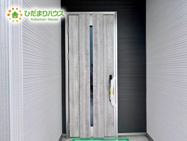 上尾市小泉　新築戸建　リーブル01の玄関
