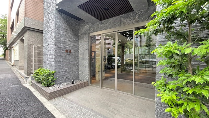 松葉のエントランス