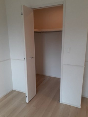 【収納】 | ヴァーサ・メローネⅡ | ちょっとした収納スペースも充実しています