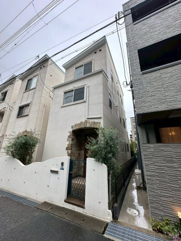 岡本３丁目貸家