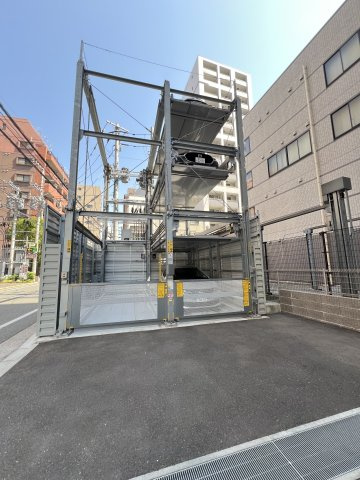 ラクラス博多Ⅱの駐車場