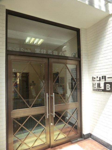 湊川センタービルＢ棟の外観