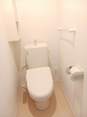 【トイレ】 | エレガンテⅡ | 落ち着いた色調のトイレです