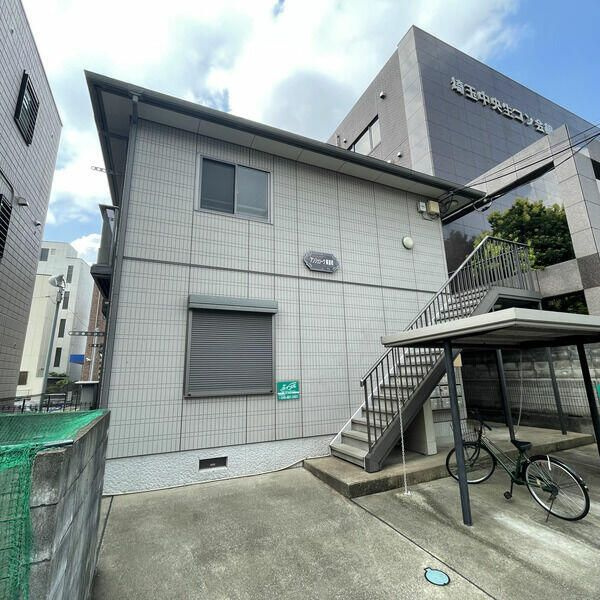 アンジェリーク南浦和の外観