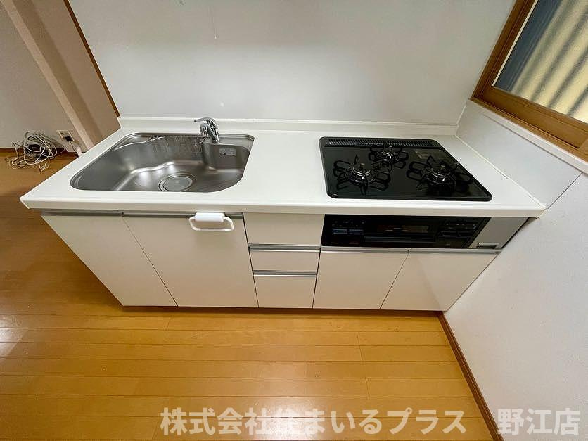 大阪市城東区今福東３丁目の一戸建てのキッチン