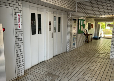 【設備】 | 藤和南町田ハイタウン | 共有部分は、住民なら誰もが使える設備のこと。例えば駐車場やエレベーター、インターネット設備、セキュリティ設備などがあります。他にも、マンションの廊下・外部階段やエントランス・ゴミ置き場などがあります。