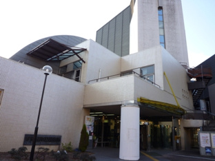 伊勢原市立図書館まで1,364ｍ