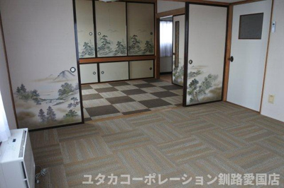 【和室】 | 堀川町6-16売家 | 3階8畳和室です。
