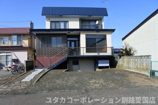 【駐車場】 | 【商談中】堀川町6-16売家 | お車も3台ほど停められます★