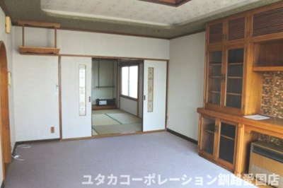 【洋室】 | 堀川町6-16売家 | 2階12帖の洋室です。