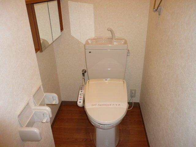 レジデンス　Ａｉのトイレ|シャワー付トイレ