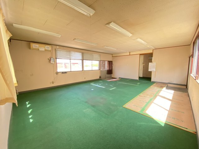 八幡町５丁目建物付リース用地