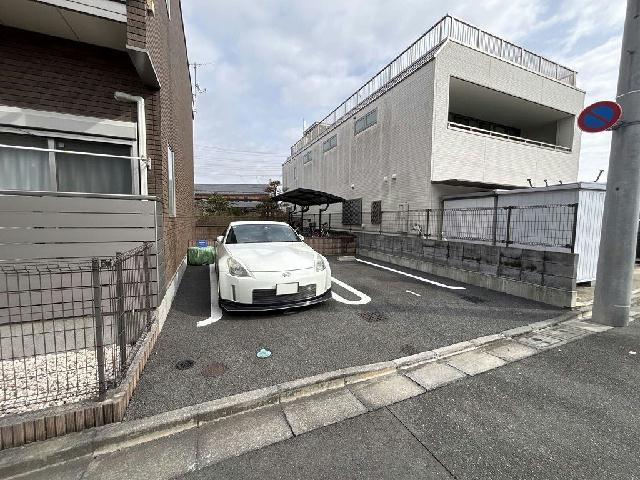 ミランダ桃の駐車場