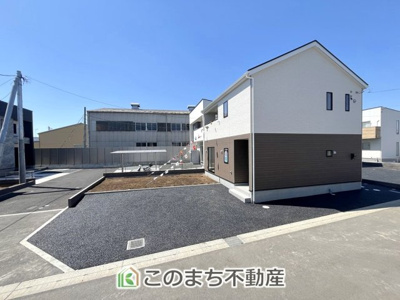 【駐車場】 | CRADLE GARDEN小山市横倉第4　1期 | お車を並列で2台駐車可能です(車種によります)。