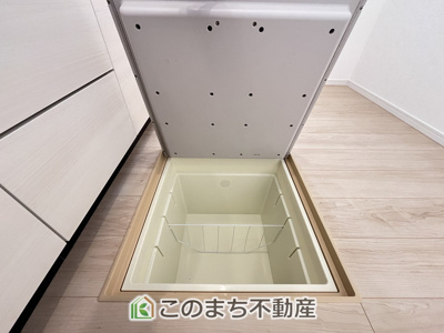【キッチン】 | CRADLE GARDEN小山市横倉第4　1期 | あると良いな床下収納♪
