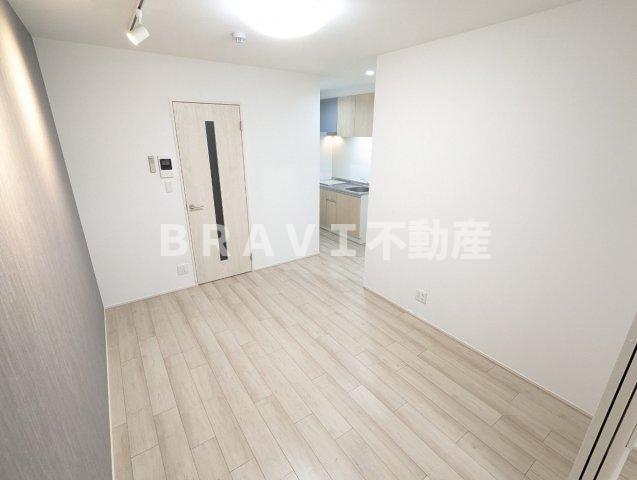 フジパレス城東東中浜Ⅲ番館 BRAVI不動産の居間・リビング